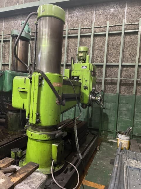 radial_drilling_machine