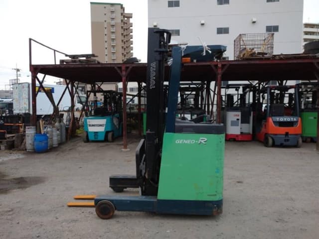 Forklift